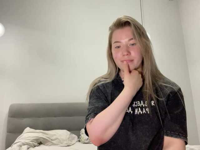 AlyraSun live cam on BongaCams