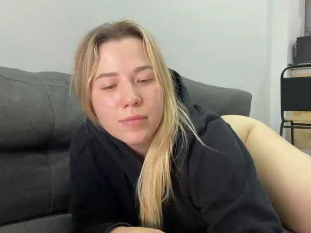 AlyraSun live cam on BongaCams