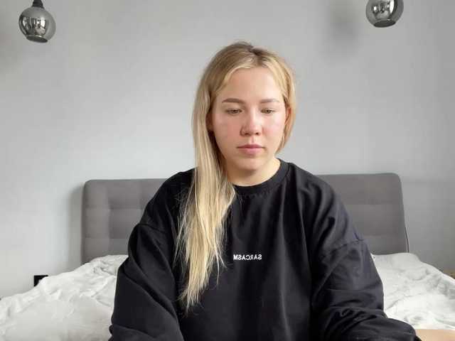 AlyraSun live cam on BongaCams