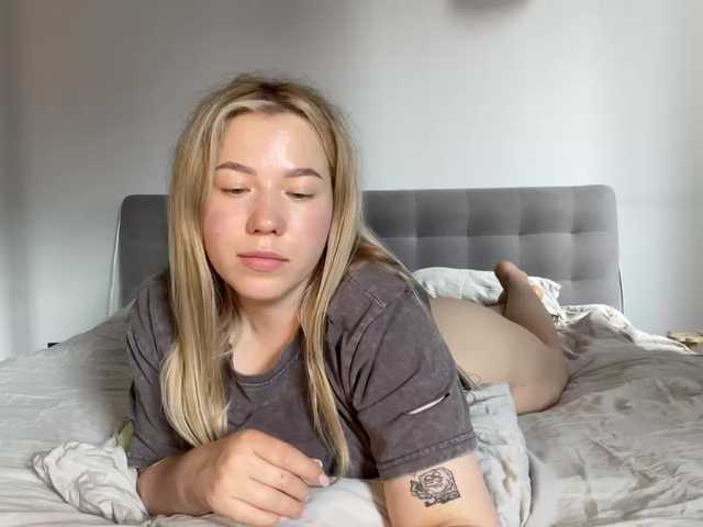 AlyraSun live cam on BongaCams