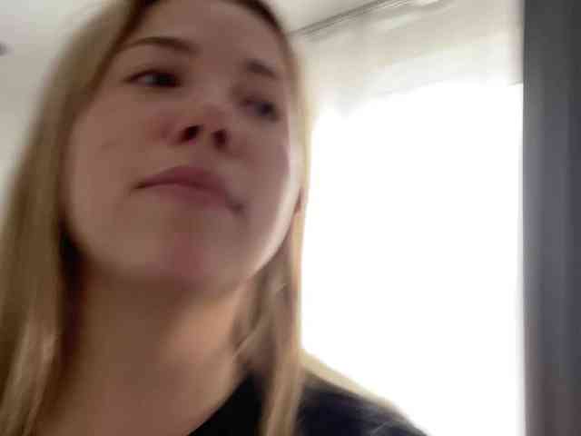 AlyraSun webcam