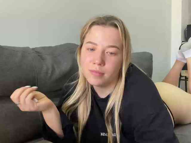 AlyraSun webcam