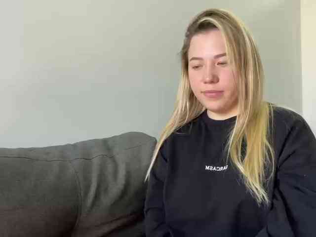 AlyraSun webcam