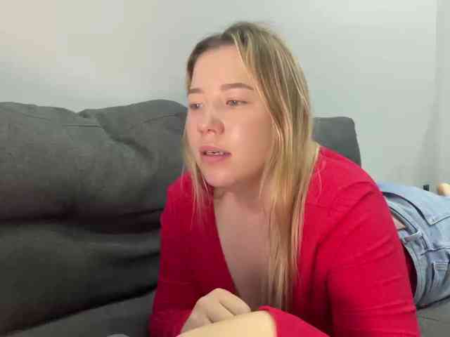AlyraSun webcam