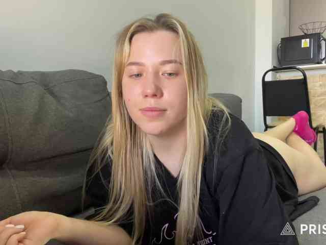 AlyraSun webcam