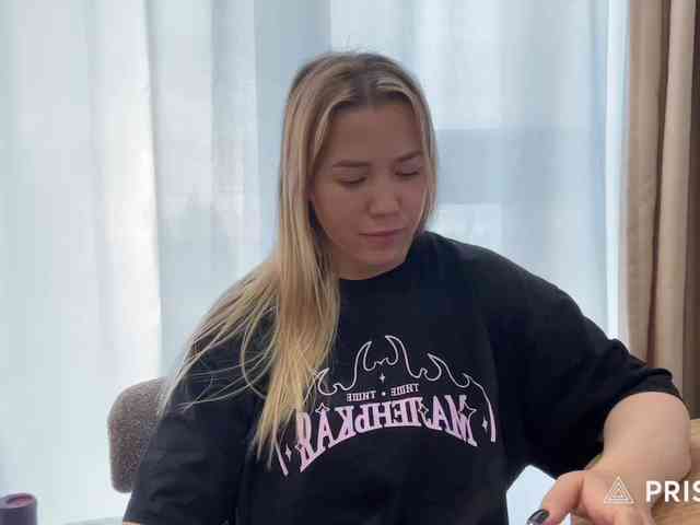 AlyraSun webcam
