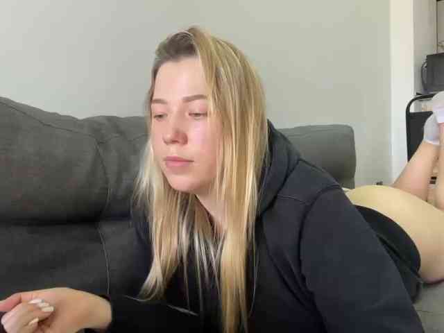 AlyraSun webcam