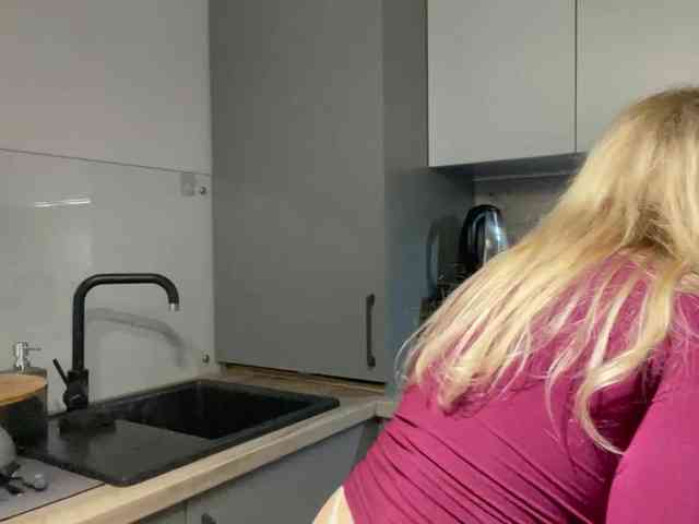 AlyraSun webcam