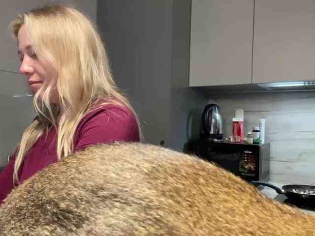 AlyraSun webcam