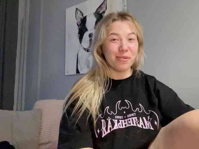 AlyraSun webcam