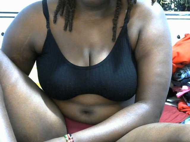 NastyEbony002 live cam on BongaCams