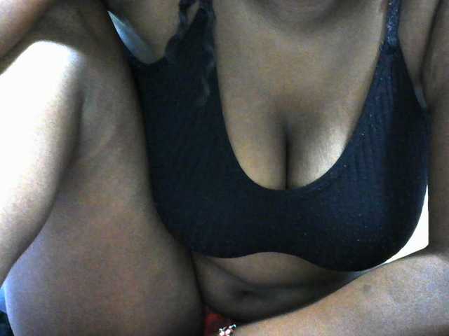 NastyEbony002 live cam on BongaCams