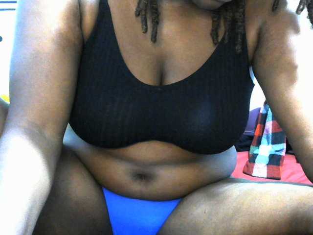 NastyEbony002 live cam on BongaCams