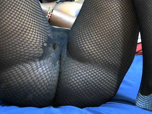 NastyEbony002 live cam on BongaCams