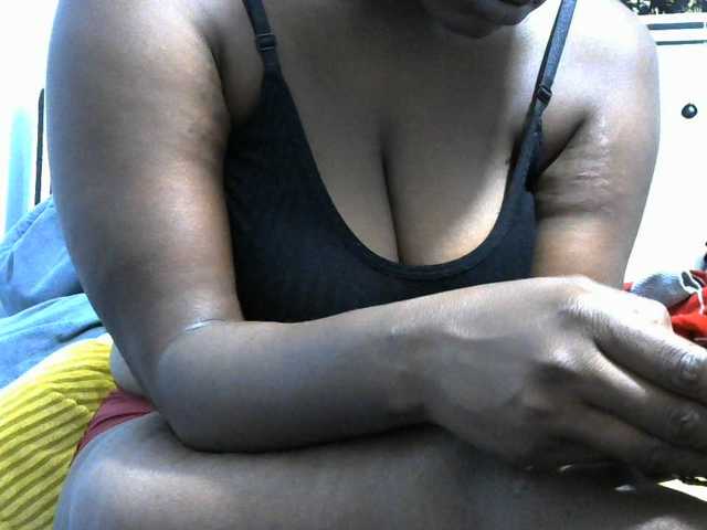 NastyEbony002 live cam preview