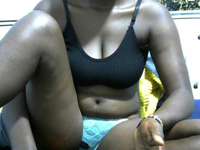 NastyEbony002 live cam on BongaCams