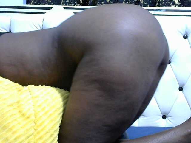 NastyEbony002 live cam on BongaCams