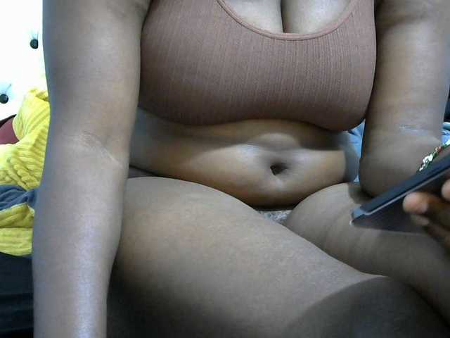 NastyEbony002 live cam preview