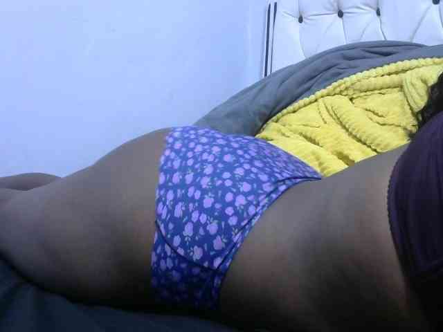 NastyEbony002 webcam