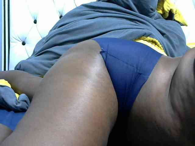 NastyEbony002 webcam