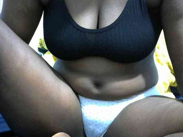 NastyEbony002 webcam