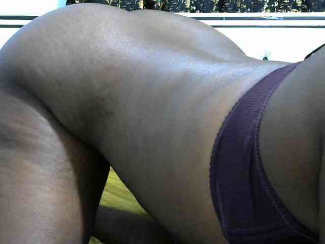 NastyEbony002 webcam