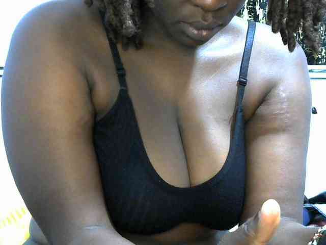 NastyEbony002 webcam