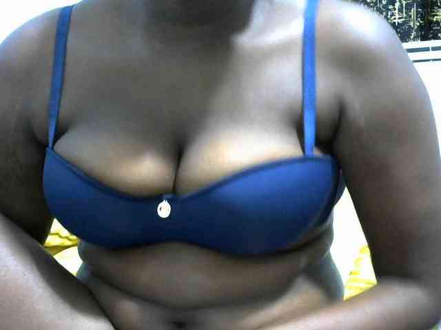 NastyEbony002 webcam