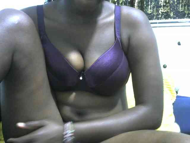NastyEbony002 webcam