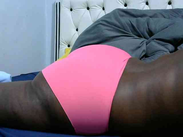 NastyEbony002 webcam