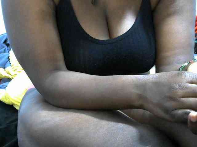 NastyEbony002 webcam