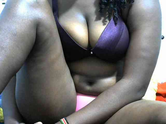 NastyEbony002 webcam