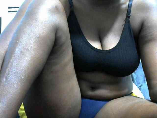 NastyEbony002 webcam
