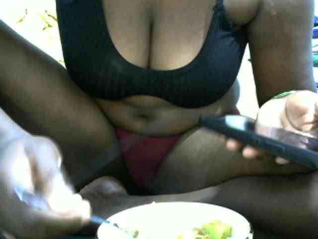 NastyEbony002 webcam