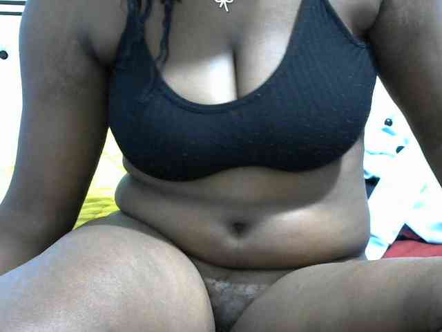NastyEbony002 webcam