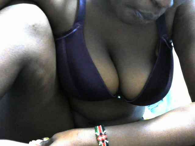 NastyEbony002 webcam