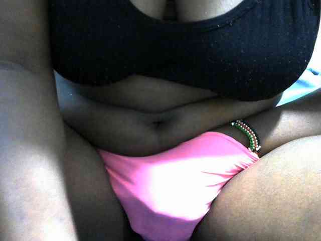 NastyEbony002 webcam
