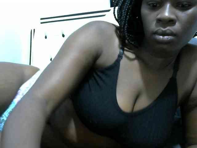 NastyEbony002 webcam
