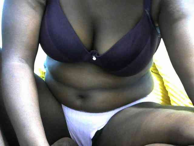 NastyEbony002 webcam