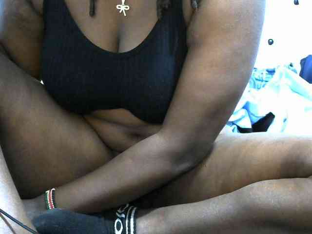 NastyEbony002 webcam