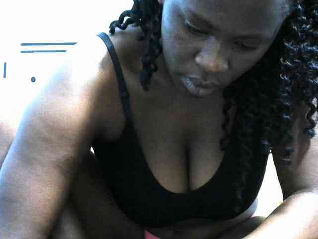 NastyEbony002 webcam