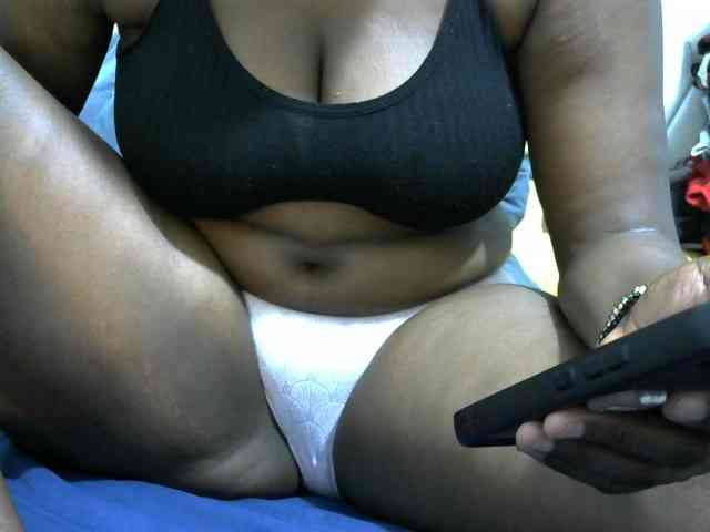 NastyEbony002 webcam