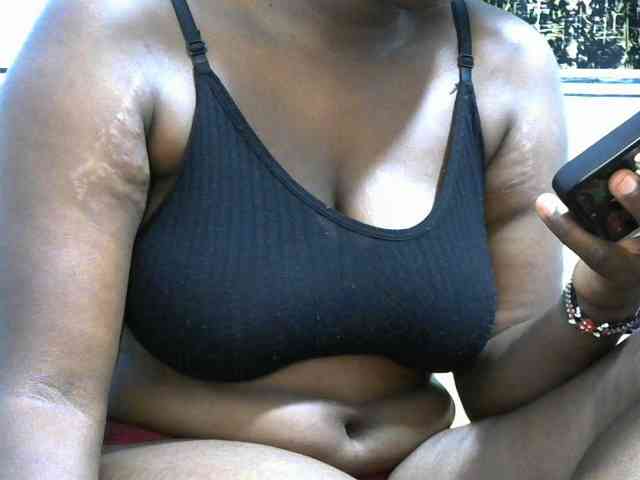 NastyEbony002 webcam