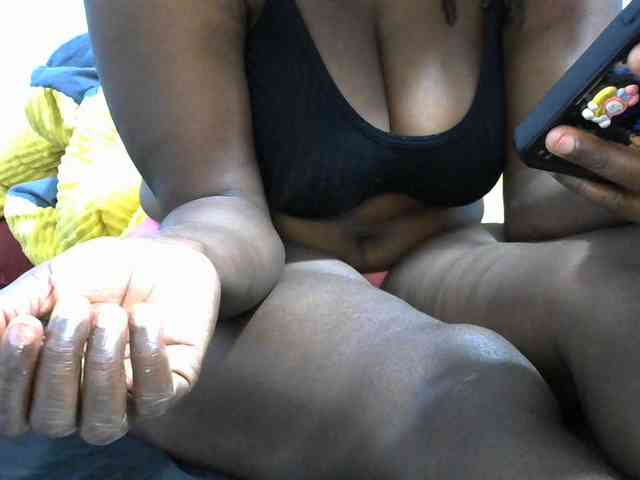 NastyEbony002 webcam