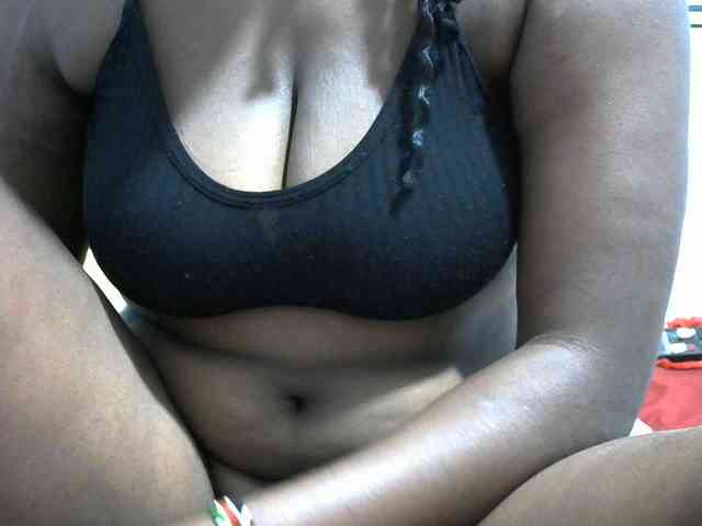 NastyEbony002 webcam