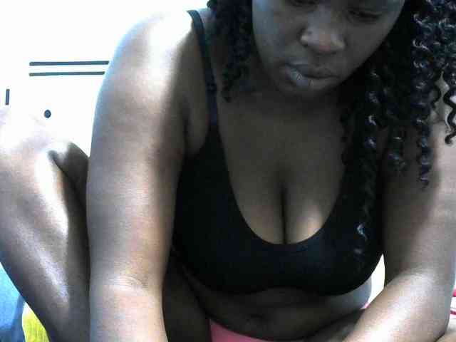 NastyEbony002 webcam