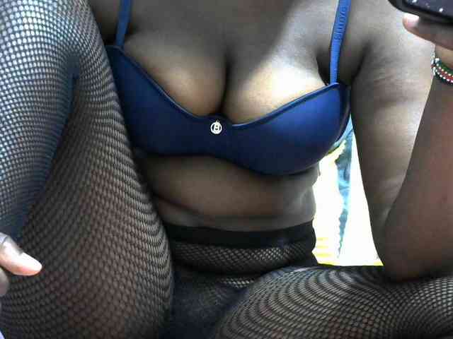 NastyEbony002 webcam