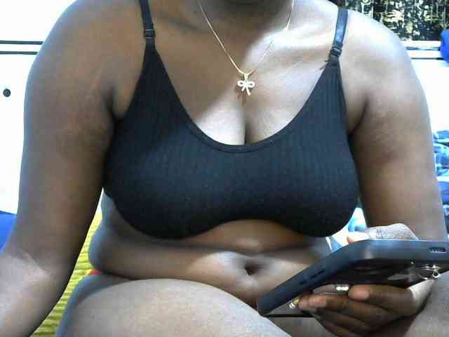 NastyEbony002 webcam