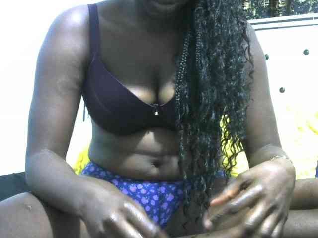 NastyEbony002 webcam