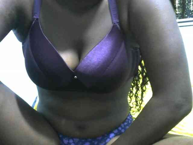 NastyEbony002 webcam
